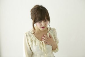 つわり中の動悸が激しく息苦しい対処法は？息切れして辛い妊婦さん必見！